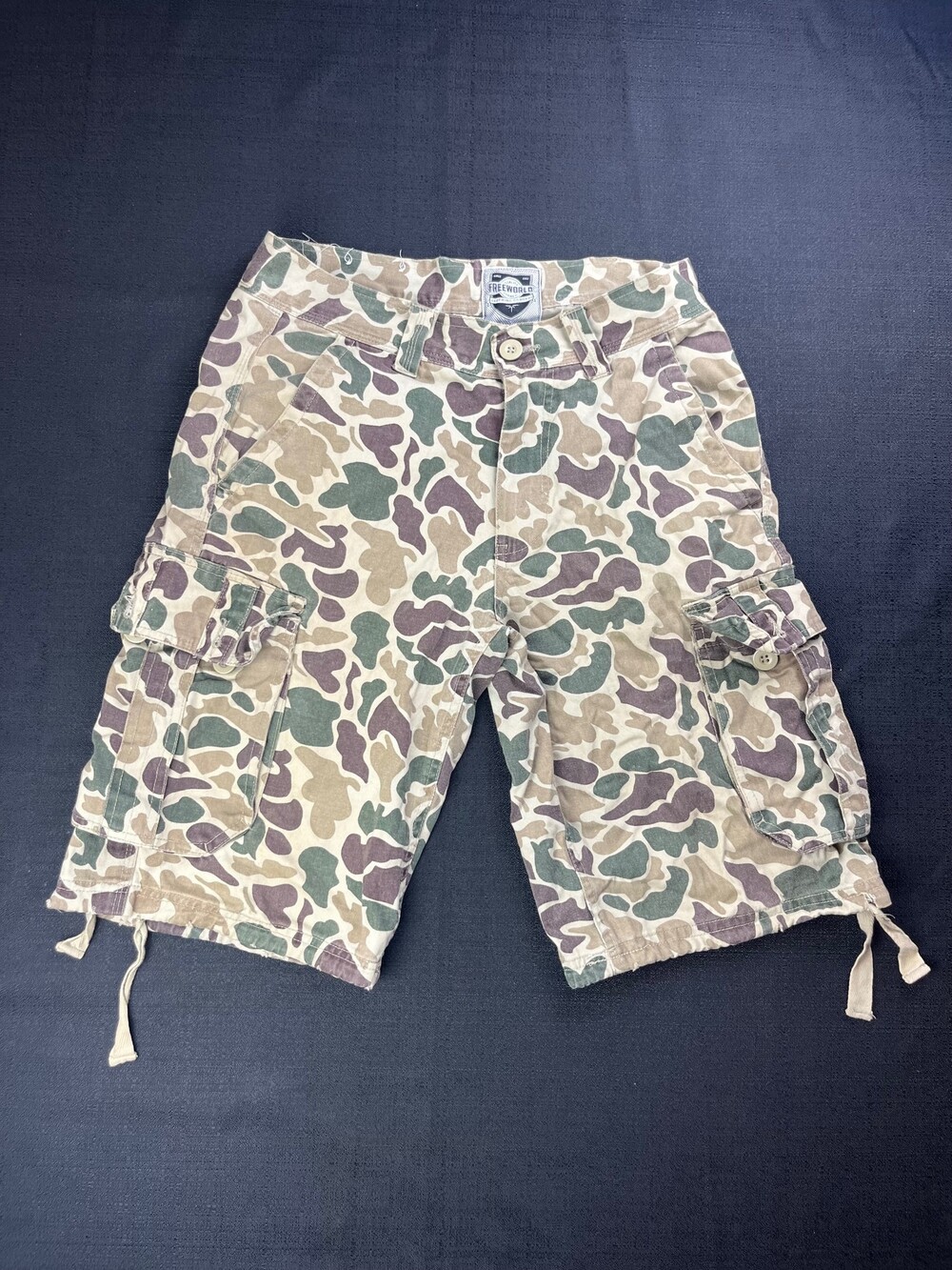 Freeworld Cargo Shorts Size 30 Camouflage Pattern Drawstring Hem